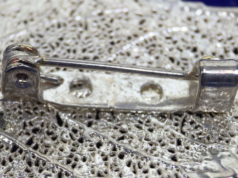 Sterling Silver Italy Chain Necklace With Silver Leaf Pendant And Matching Leaf Earrings [Photo 11]