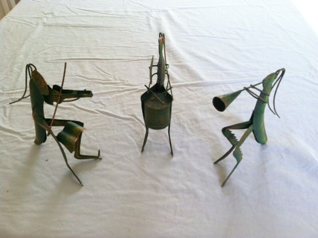 Whimsical Metal Grasshopper Musician Lot [Photo 1]