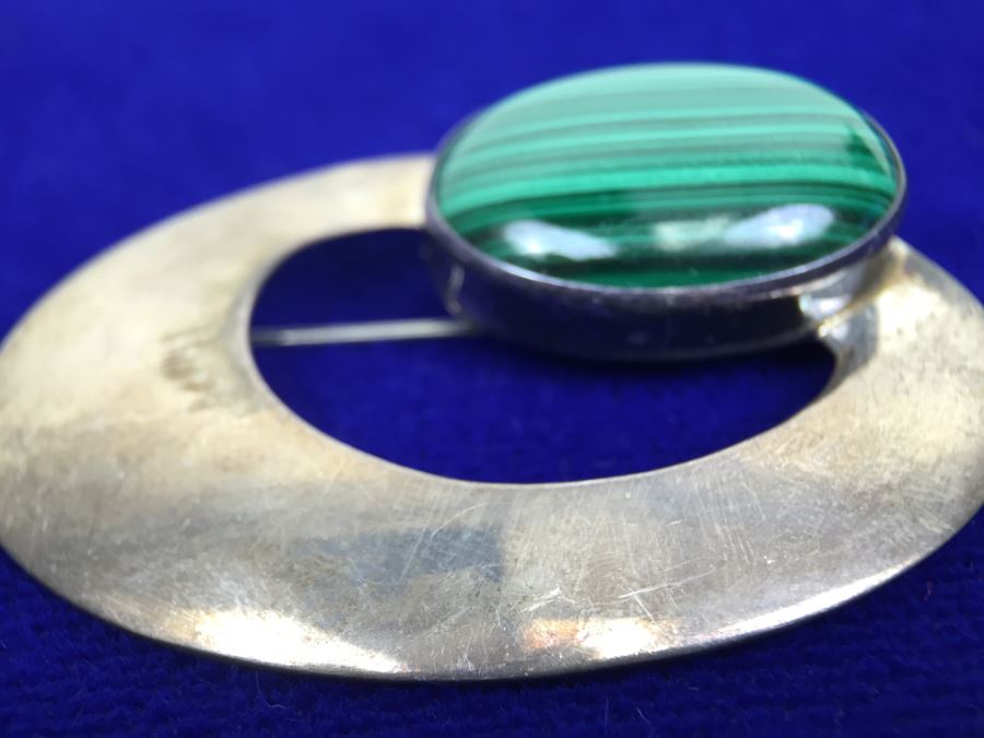 Sterling Silver And Malachite Native American Brooch Signed [Photo 8]