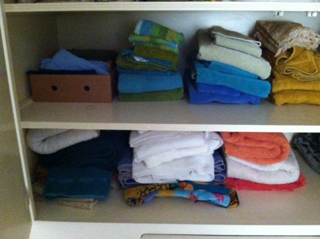 Vintage Towel Lot [Photo 1]