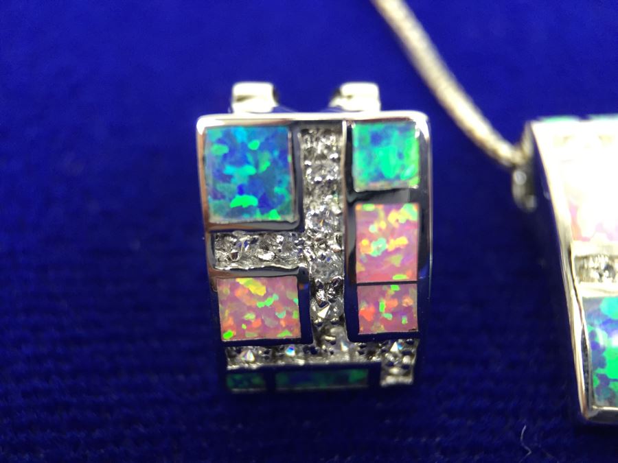 Sterling Silver Inlaid Pendant With Necklace And Matching Earrings [Photo 7]