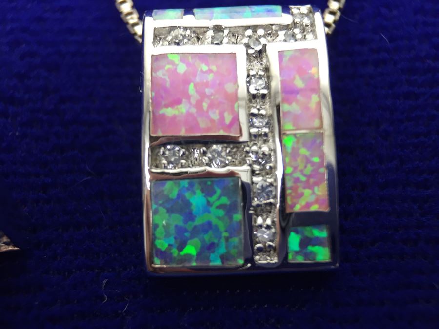 Sterling Silver Inlaid Pendant With Necklace And Matching Earrings [Photo 10]
