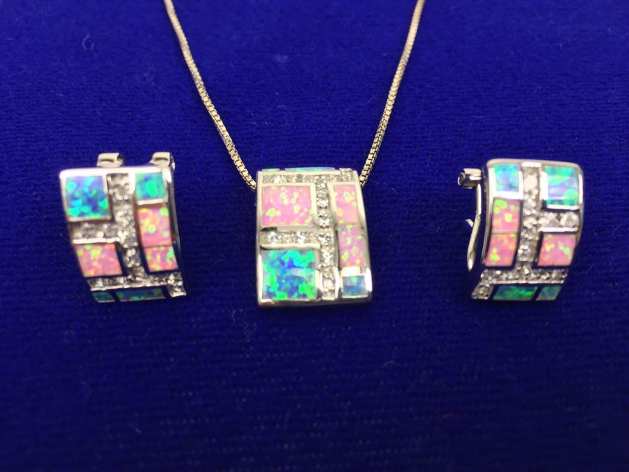 Sterling Silver Inlaid Pendant With Necklace And Matching Earrings [Photo 3]