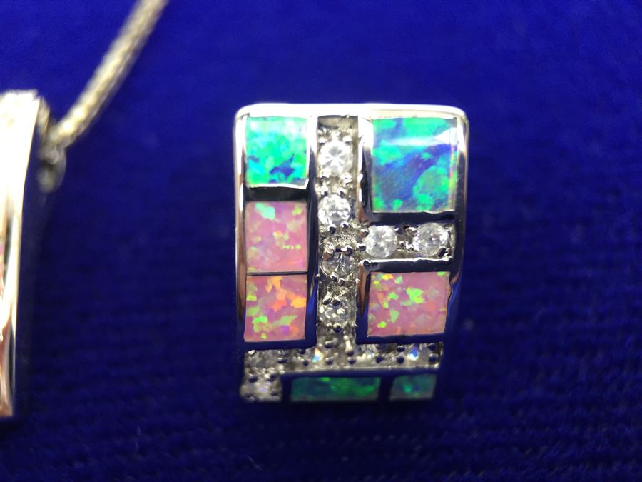 Sterling Silver Inlaid Pendant With Necklace And Matching Earrings [Photo 12]