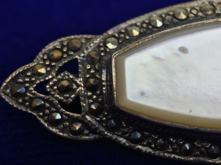 Vintage Sterling Silver Marcasite And Mother Of Pearl Brooch Signed 925 MT TH 8g [Photo 7]