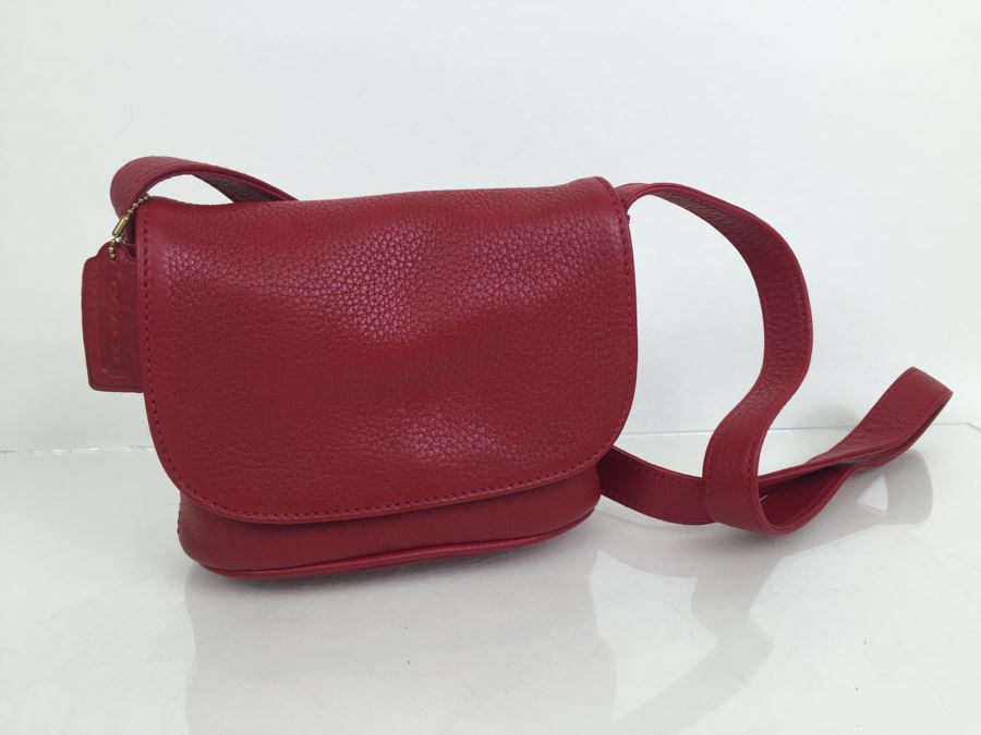 Red Leather Coach Handbag I 6M-4919 [Photo 1]