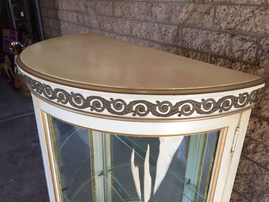 Nice Vintage Curio Display Cabinet With Curved Glass And Mirror Back [Photo 8]