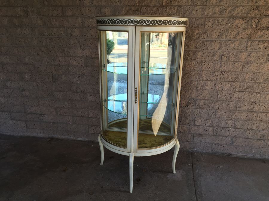 Nice Vintage Curio Display Cabinet With Curved Glass And Mirror Back [Photo 2]
