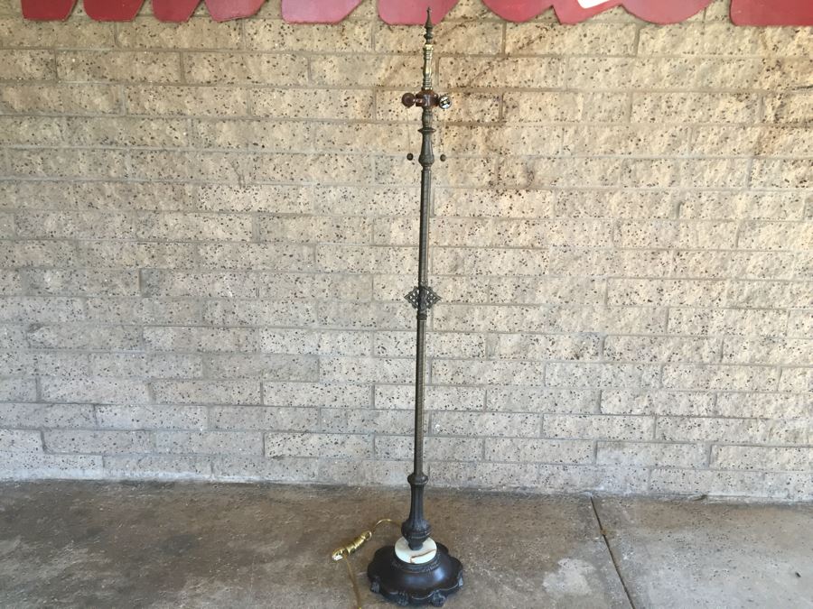 Stunning Dale Tiffany Floor Lamp With Hummingbird And Floral Motif [Photo 5]