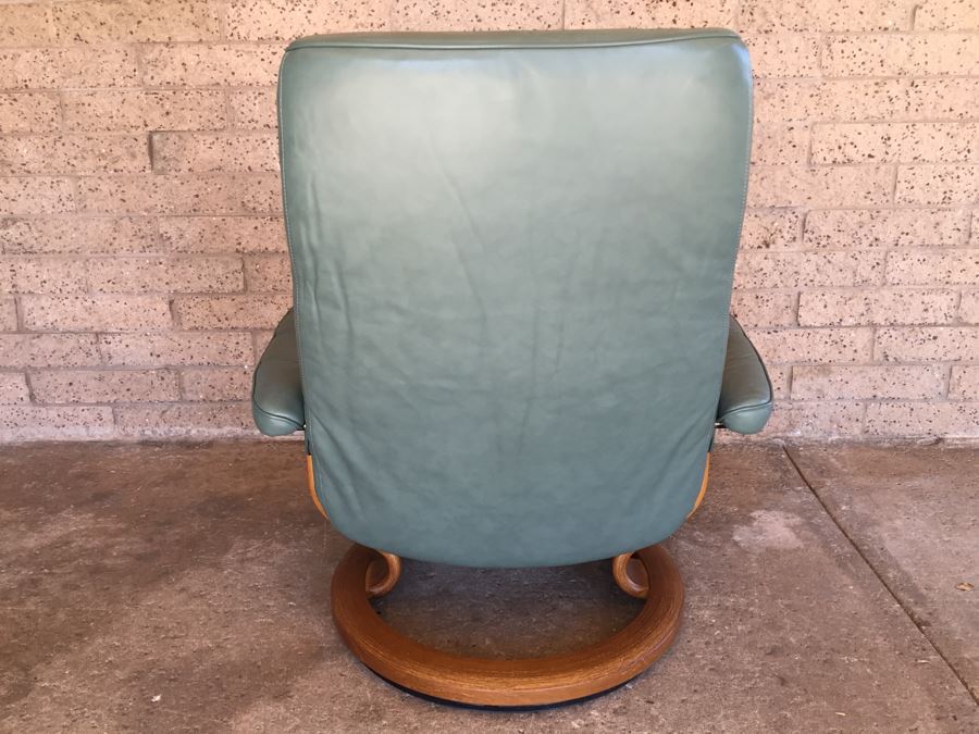 Ekornes Leather Stressless Reclining Chair With Ottoman Made In Norway [Photo 12]