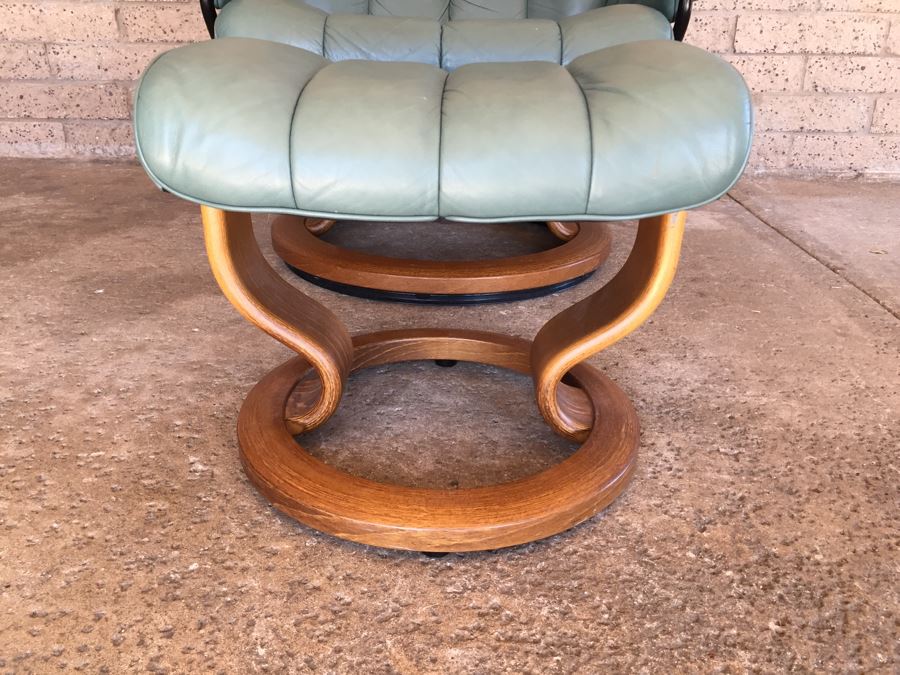 Ekornes Leather Stressless Reclining Chair With Ottoman Made In Norway [Photo 4]