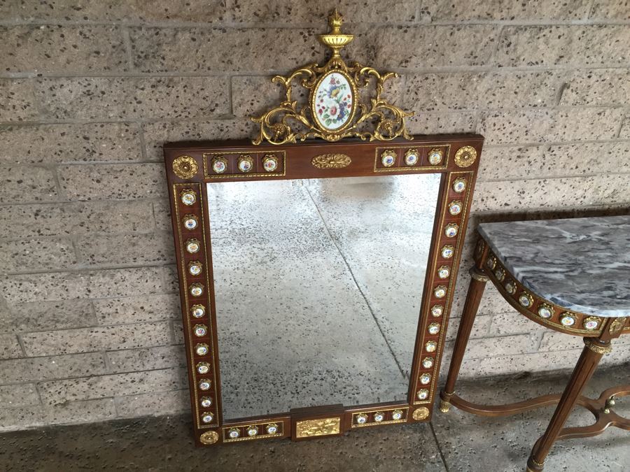 Stunning Hallway Table With Matching Mirror Gilt Decorated With