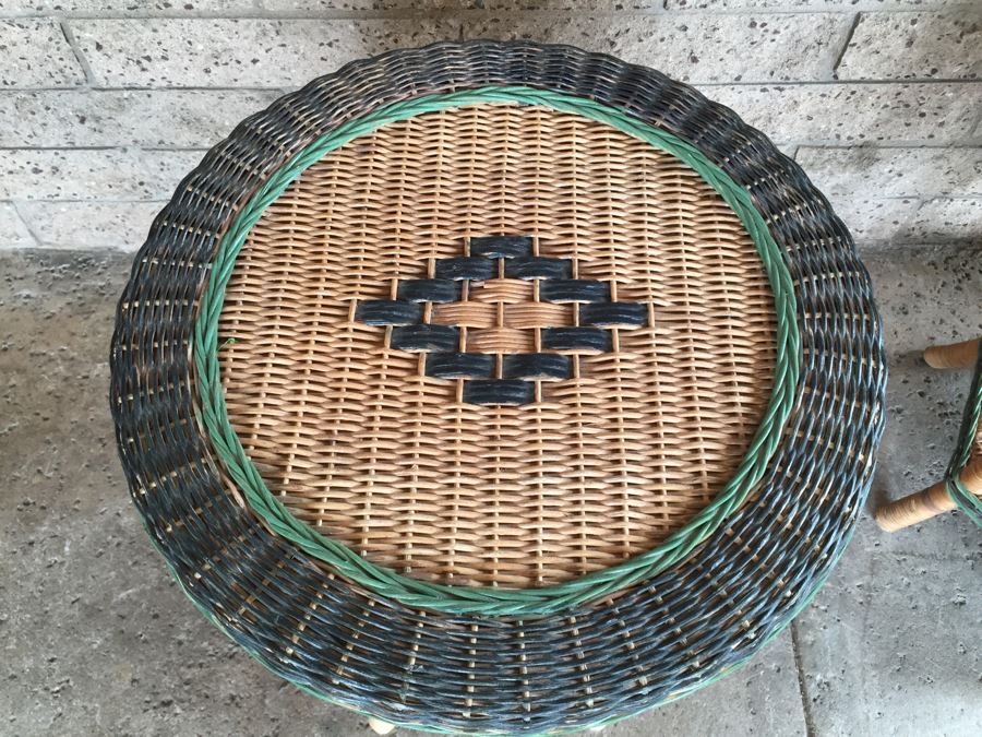 Pair Of Round Wicker Side Tables [Photo 5]