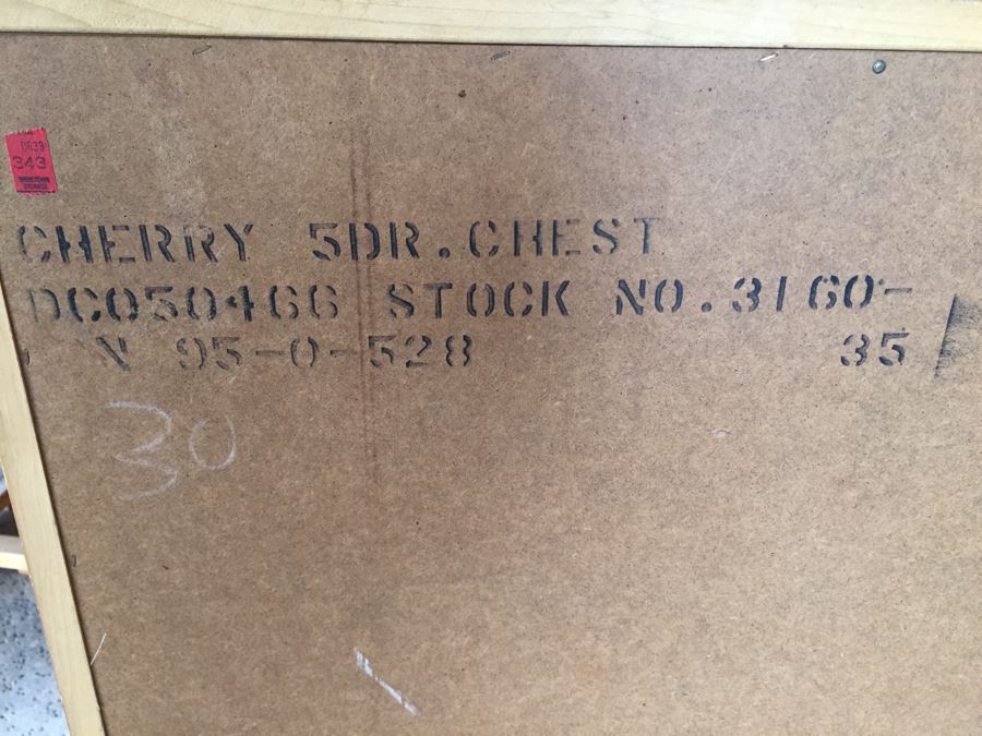 Nice Cherry 5 Drawer Chest Of Drawers Dresser [Photo 10]