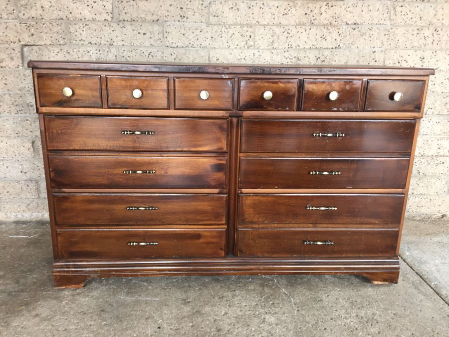 6 Drawer Chest Of Drawers Dresser [Photo 1]