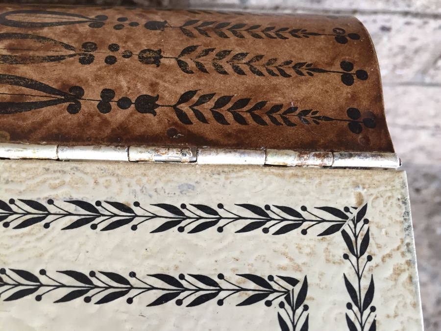 Painted Metal Storage Bin Hamper In Shape Of Stacked Books [Photo 11]