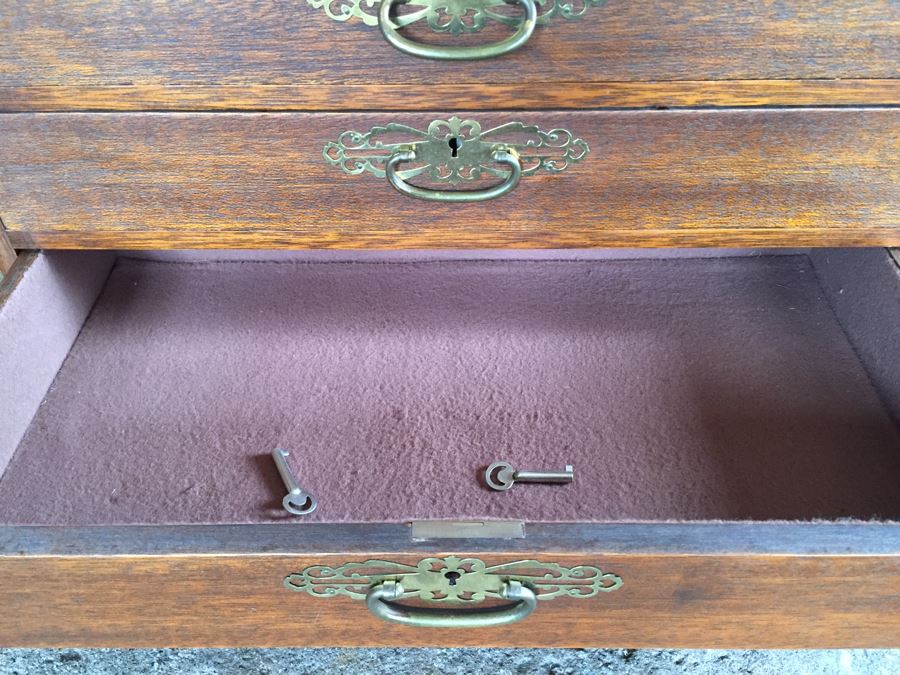 Nice Wooden Korean Silverware Chest Of Drawers With Lockable Drawers And Keys [Photo 17]