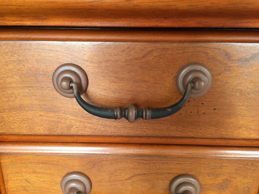 Powell Floorstanding Jewelry Armoire Solid Wood [Photo 7]