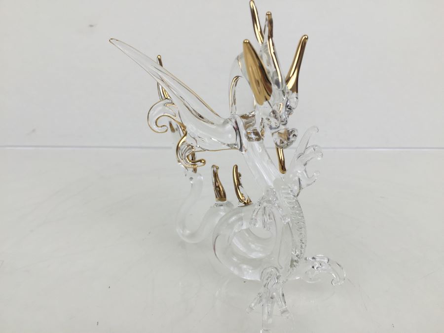 Large Well Executed Glass Dragon With Gold Accents [Photo 5]
