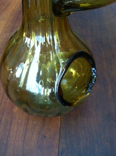 Handblown Yellow Serving Pitcher with Ice Pocket and 8 Glasses [Photo 6]