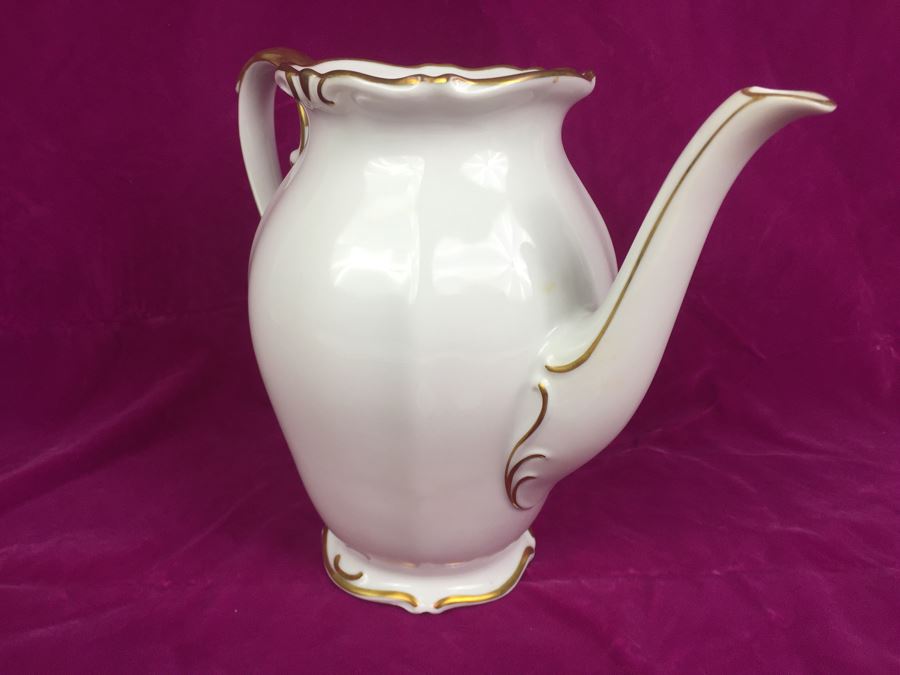 Elegant Gold Rim And White China Set - Bavaria Western Germany 48 (HUGE SET) [Photo 27]