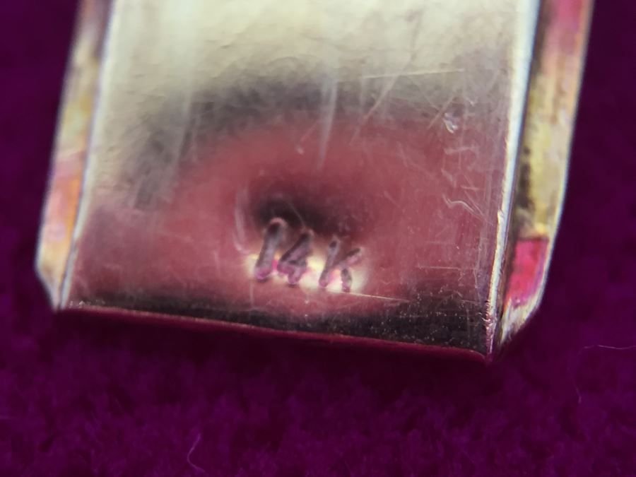 Exquisite Angel Skin Coral Bead Necklace With Intricately Carved Flower Mounted In 14k Gold With 14k Clasp Weighs 136g [Photo 3]