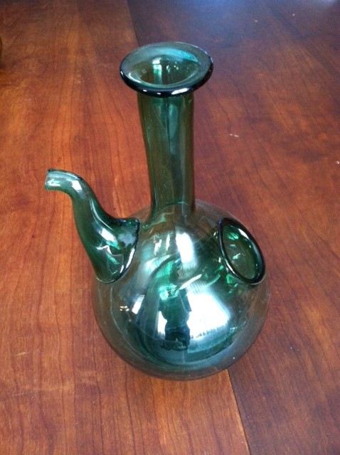 Green Handblown Wine Decanter with Ice Pocket [Photo 2]