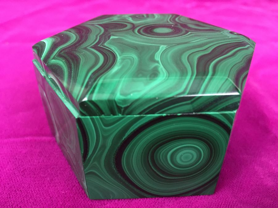 Pair Of Hand Carved Malachite Sculptures Made In Zaire Pyramid And Hexagon [Photo 5]