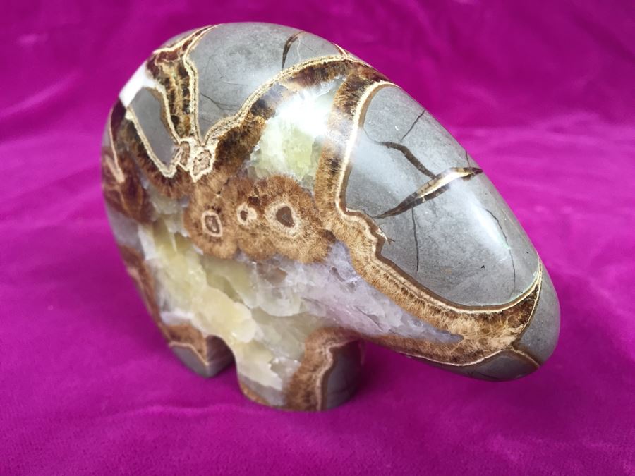 Hand Carved Stone Bear [Photo 7]