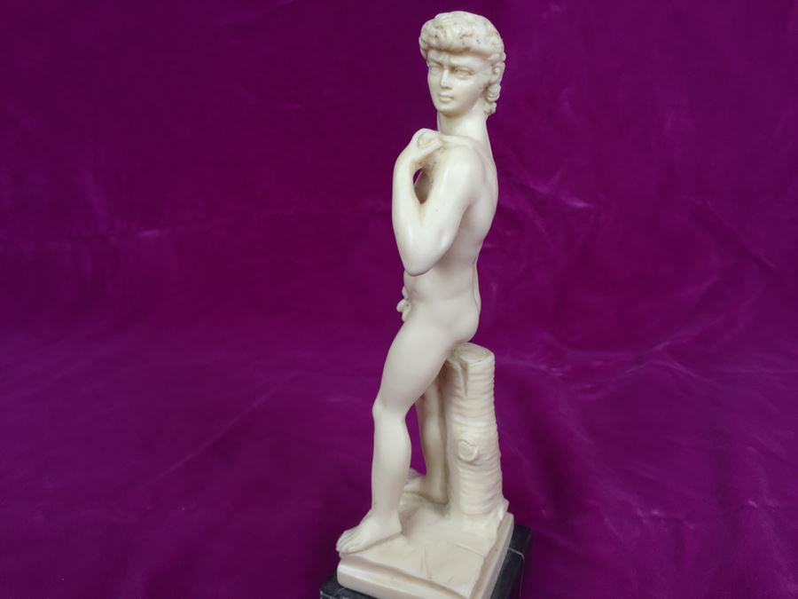Pair Of Sculptures On Marble Base By Sculptor G. Ruggeri Made In Italy [Photo 14]