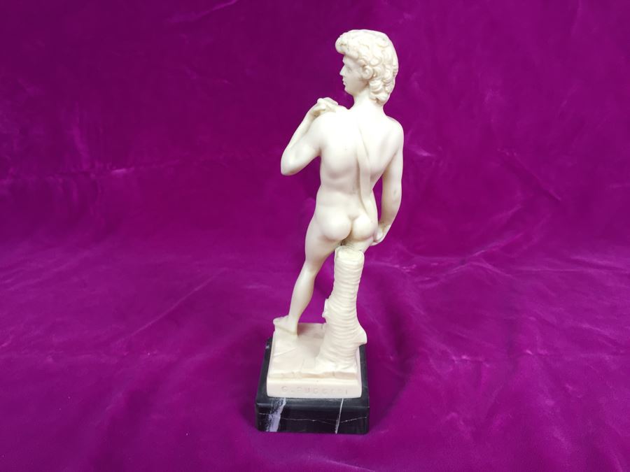 Pair Of Sculptures On Marble Base By Sculptor G. Ruggeri Made In Italy [Photo 15]