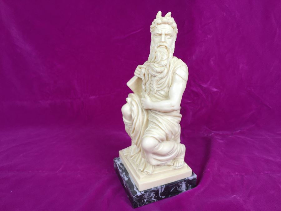 Pair Of Sculptures On Marble Base By Sculptor G. Ruggeri Made In Italy [Photo 6]