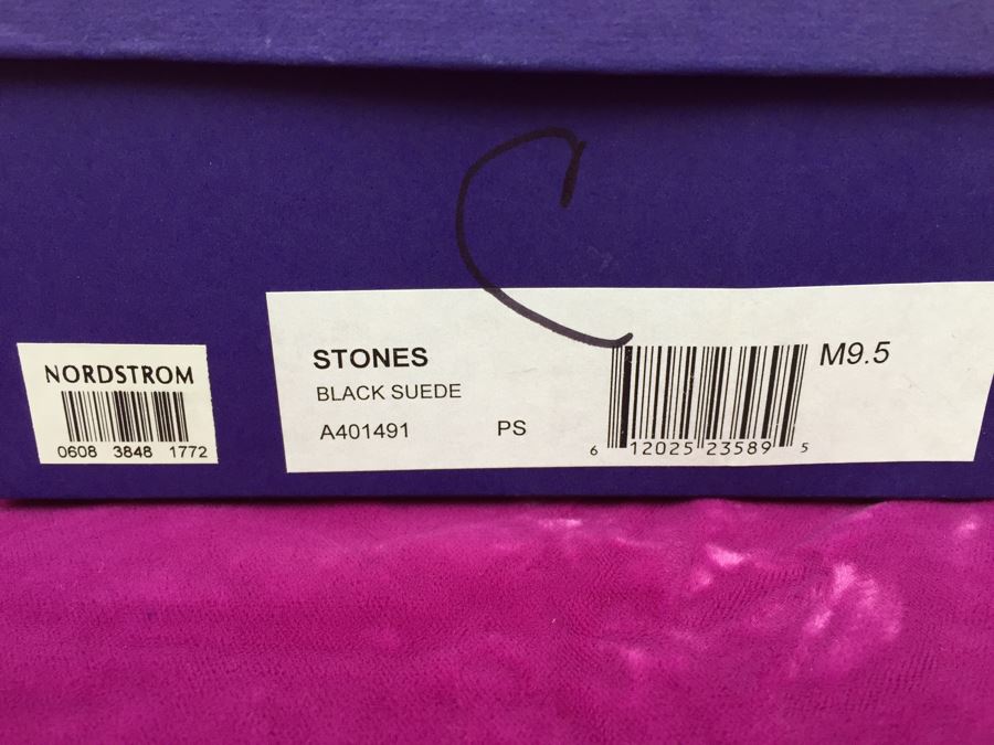 Stuart Weitzman Stones Black Suede Size 9.5M Lightly Used [Photo 4]