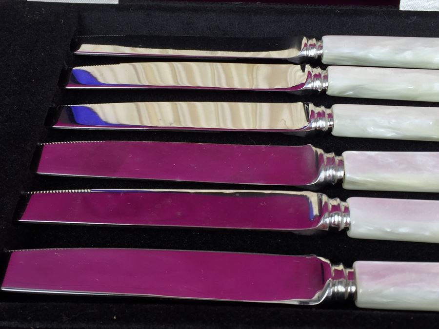 Pair Of Viners Of Sheffield England Steak Knives Sets New In Box [Photo 9]