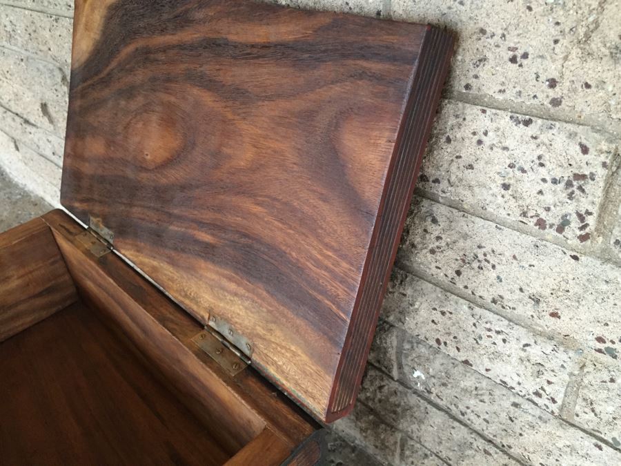 Wooden Storage Box With Book Motif [Photo 11]