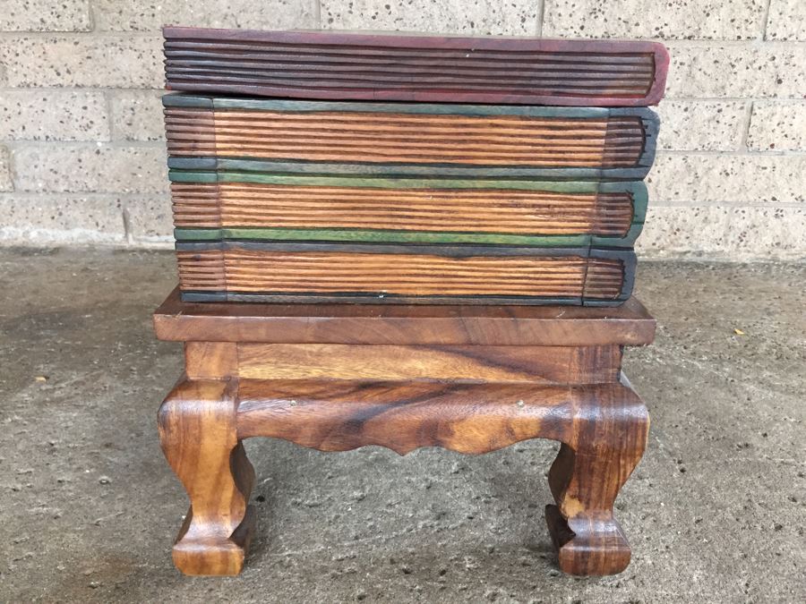 Wooden Storage Box With Book Motif [Photo 8]