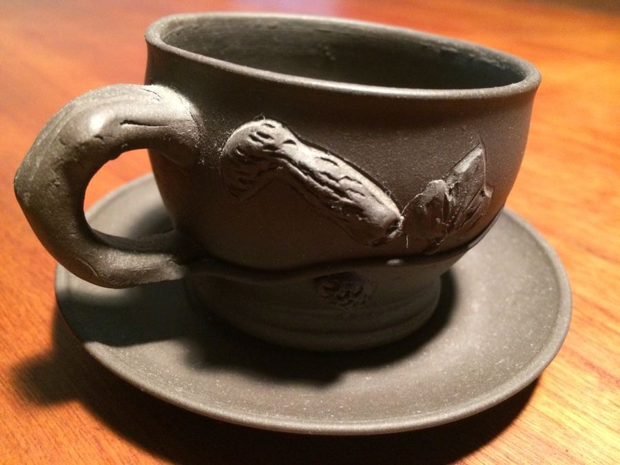 Handmade Teapot with (1) Cup and Saucer and (3) Extra Saucers [Photo 6]