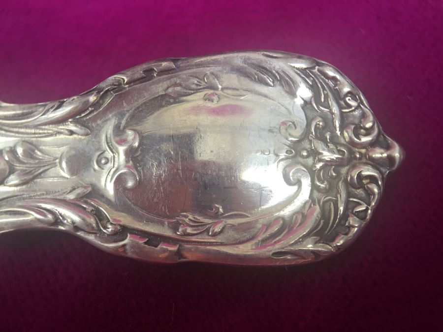 Elegant Sterling Silver Flatware Set With Silverware Box 2,377g Without Knives + 168g Knife Handles = 2,545g = $1,408 Melt Value [Photo 9]