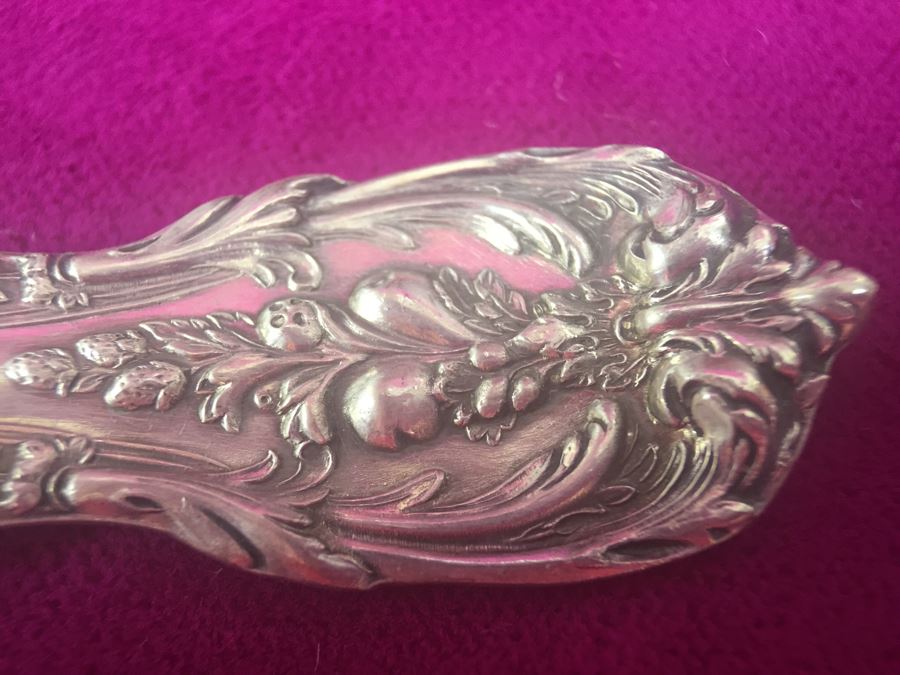 Elegant Sterling Silver Flatware Set With Silverware Box 2,377g Without Knives + 168g Knife Handles = 2,545g = $1,408 Melt Value [Photo 11]