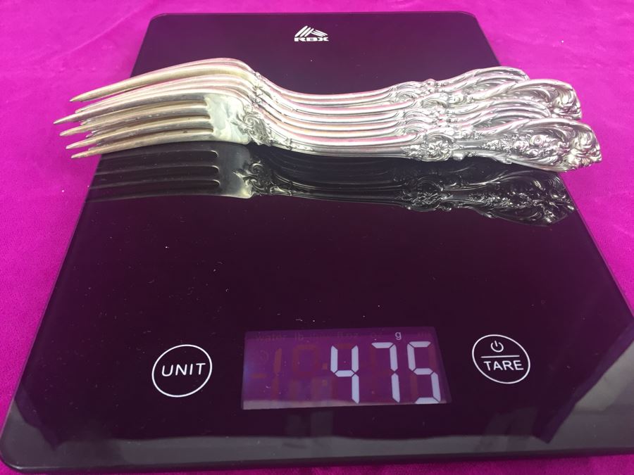 Elegant Sterling Silver Flatware Set With Silverware Box 2,377g Without Knives + 168g Knife Handles = 2,545g = $1,408 Melt Value [Photo 27]