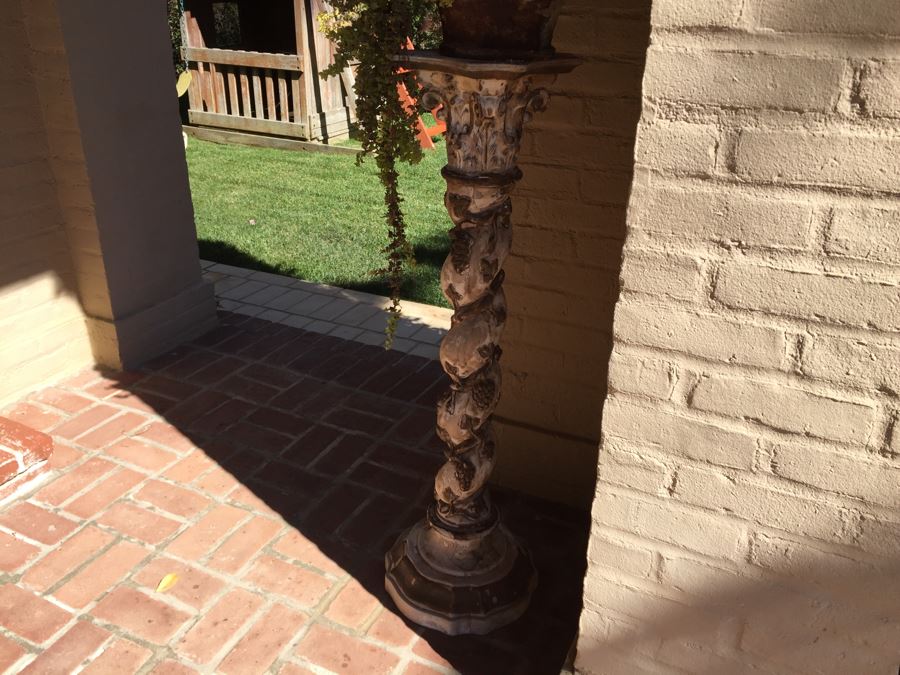 Shabby Chic Wooden Plant Stand [Photo 4]