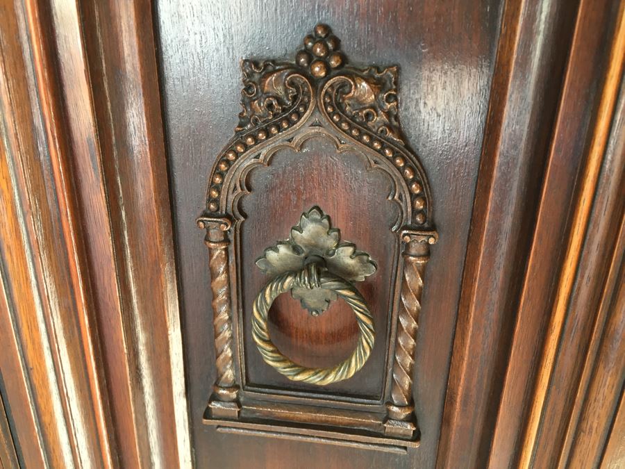 Stunning Antique Cabinet With Detailed Wood Carvings [Photo 8]