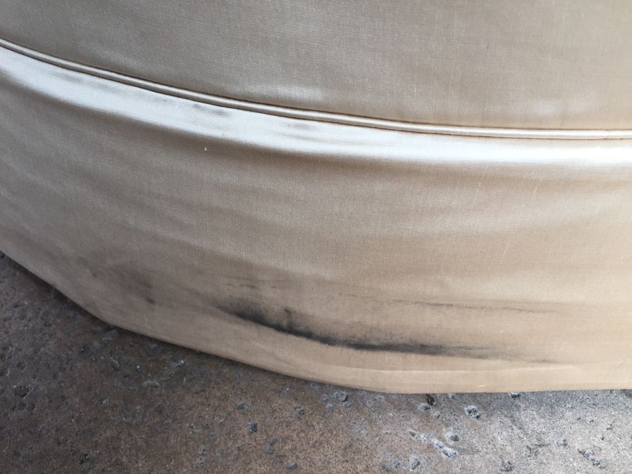 Elegant Thomasville Curved Back Silk Sofa [Photo 17]