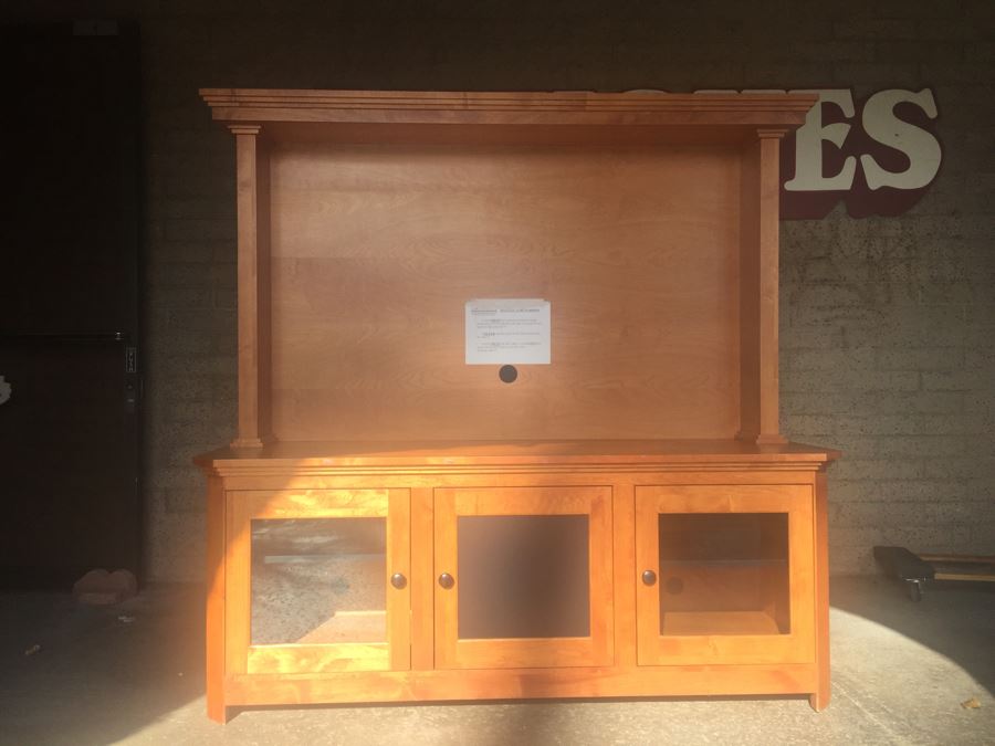 Nice Wooden Credenza With Storage And Hutch [Photo 3]