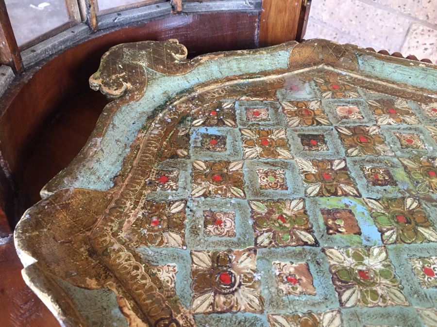 Beautiful French Provencial Curio Cabinet Bar Oval Windowed With Removable Top Tray [Photo 24]