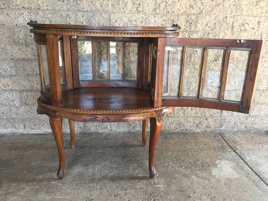Beautiful French Provencial Curio Cabinet Bar Oval Windowed With Removable Top Tray [Photo 12]