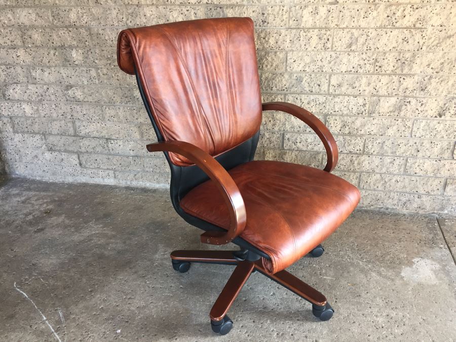 Nice Leather Office Chair With Casters [Photo 11]