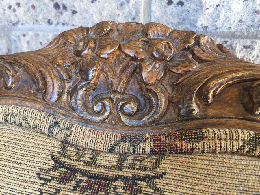 Oversized Upholstered Armchair [Photo 6]