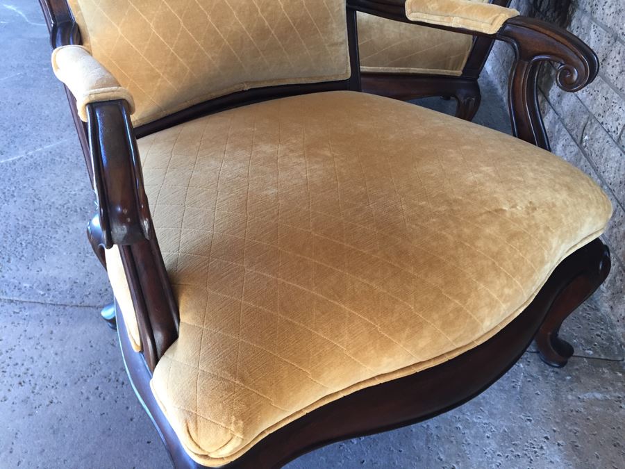 Pair Of Thomasville Oversized Upholstered Armchairs [Photo 15]