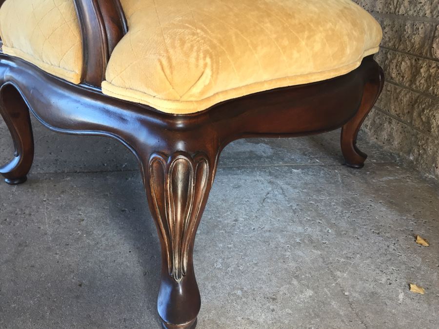 Pair Of Thomasville Oversized Upholstered Armchairs [Photo 14]